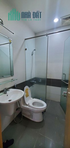 CẦN SHARE 1 PHÒNG NGỦ, CÓ BAN CÔNG, FULL NỘI THẤT, QUẬN 7