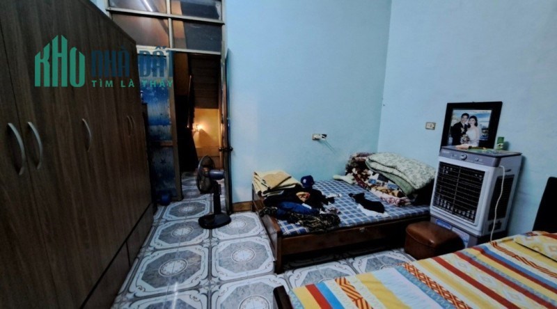 Bán nhà phố Hoa Lâm Long Biên chỉ 6 tỷ với diện tích 52 m2 ngõ oto chánh nhau kinh doanh tốt