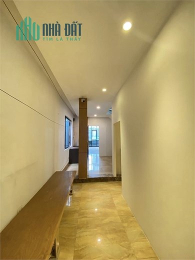 Cho thuê cả nhà mặt phố Nguyễn Lương Bằng, Đống Đa, Hà Nôị 80m2, giá 28 triệu