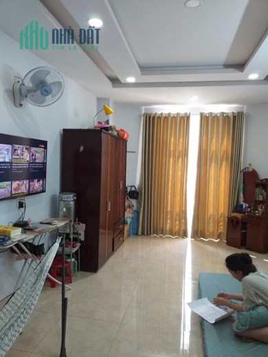 Bán nhà Mặt tiền Phó đức Chính, Bình Thạnh, 54m2, 2 Tầng 3PN, Sát Trung Tâm Quận 1