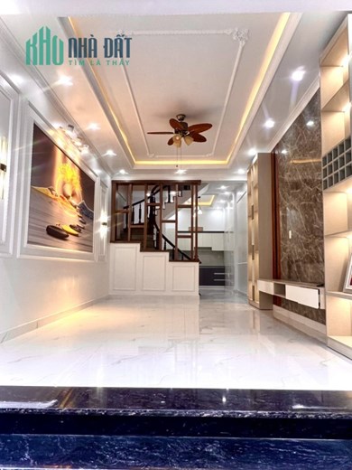 Nhà độc lập tại ngõ 229 Miếu Hai Xã, Lê Chân 56,6m2 x 3T sân cổng giá 2tỷ950 triệu