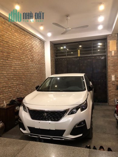 Bằng Liệt Oto Vào Nhà 76m2 x 3T Giá 7,7 Tỷ