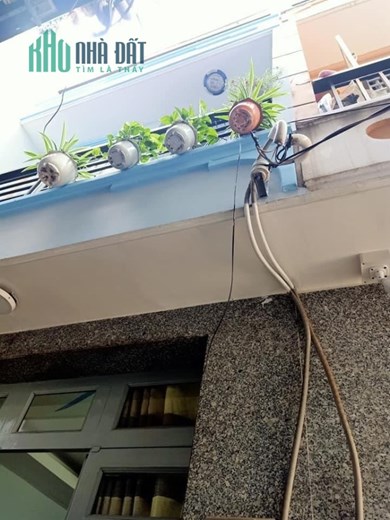 Giảm hơn nữa tỷ còn 1 tỷ 6 nhà Quận 8 ngay Bến Bình Đông 3 tầng 30m2.