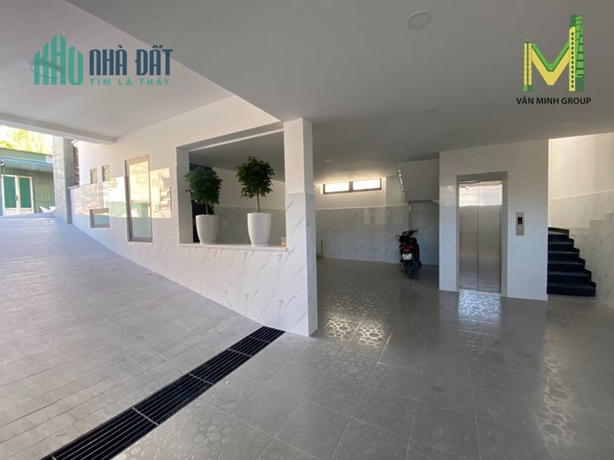 Villa mini mặt tiền Nguyễn An Ninh - Đà Lạt: 8 phòng ngủ, sân rộng, giá chỉ 11,9 tỷ