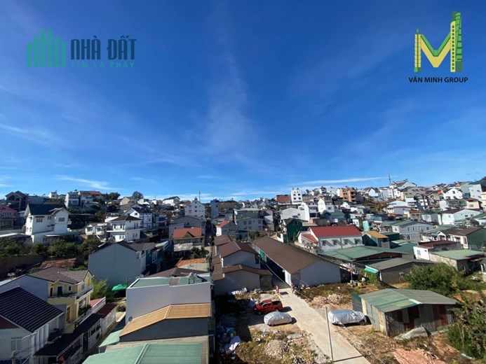 Villa mini mặt tiền Nguyễn An Ninh - Đà Lạt: 8 phòng ngủ, sân rộng, giá chỉ 11,9 tỷ
