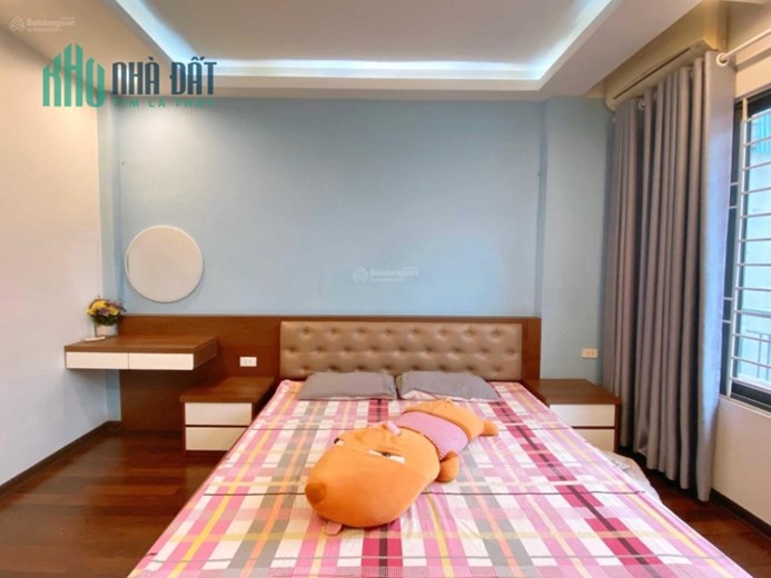Bán nhà phố Lý Thường Kiệt, Hà Đông mặt phố ô tô tránh, kinh doanh đỉnh, dt: 35 m2, giá nhỉnh 5 tỷ.