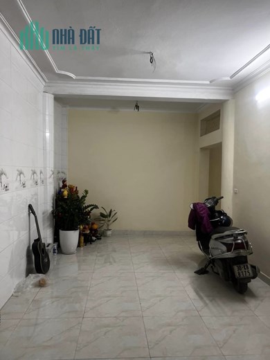 Bán nhà Tân Mai 40m2 - Hiếm - Ôtô - Kinh doanh 100 triệu/tháng - Giá cực tốt!