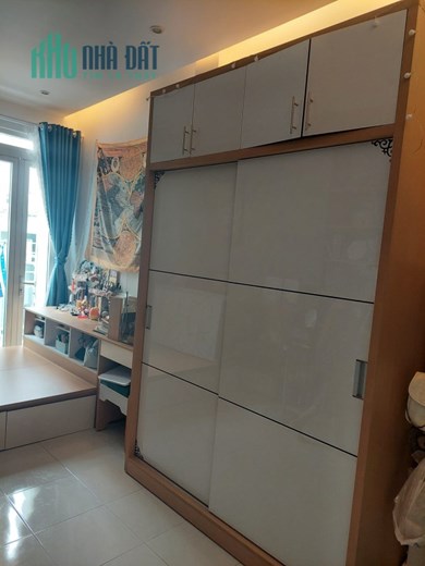 Kẹt ngân hàng, bán nhanh nhà Quận 10, gần công viên Lê Thị Riêng, chỉ 6 tỷ 800