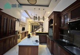 Cần bán nhà phố HỒ GIÁM, Đống Đa, HN, nhà siêu đẹp 68m2