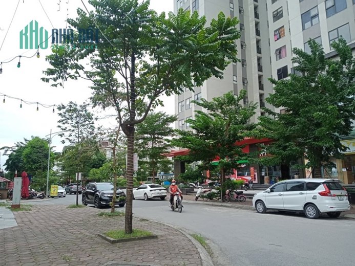 Bán nhà Văn Phú, Hà Đông, lô góc 121m2, mt24m, ô tô kinh doanh giá 14.5 tỷ
