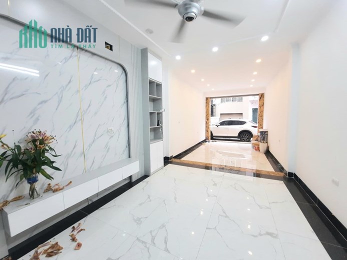BÁN NHÀ TÂN MAI 52M2, VIP, 5 TẦNG THANG MÁY MỚI TINH, ÔTÔ TRÁNH, KINH DOANH VĂN PHÒNG SIÊU ĐỈNH!