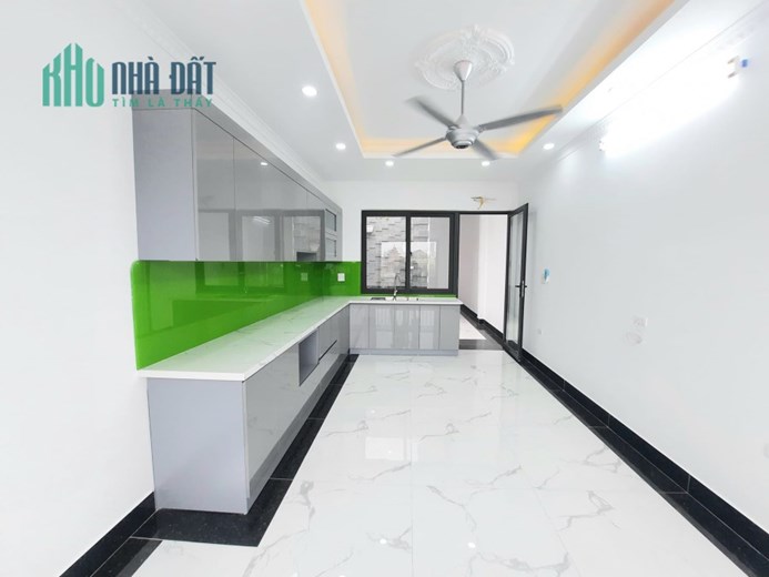 BÁN NHÀ TÂN MAI 52M2, VIP, 5 TẦNG THANG MÁY MỚI TINH, ÔTÔ TRÁNH, KINH DOANH VĂN PHÒNG SIÊU ĐỈNH!