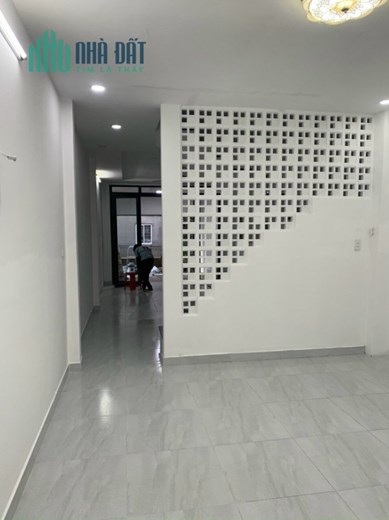 Bán nhà đường Bạch Đằng, phường 24, quận Bình Thạnh giá  13 tỷ, diện tích  46m2.