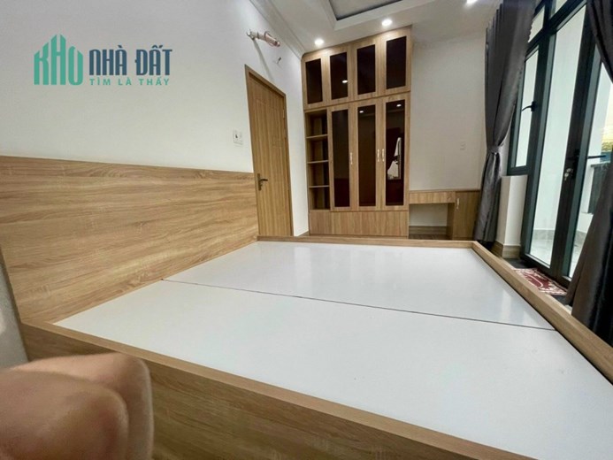 Bán nhà đường Bạch Đằng, p24, quận Bình Thạnh, giá  13 tỷ, diện tích  46m2.