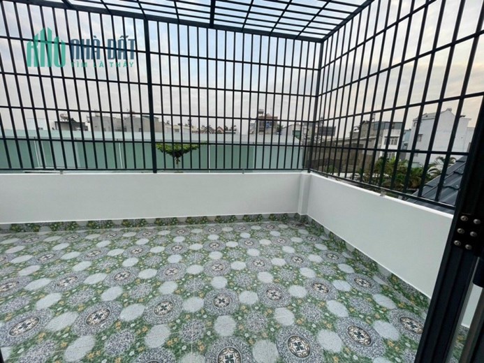 Bán nhà hẻm Bạch Đằng phường 24, quận Bình Thạnh giá  13 tỷ, diện tích  46m2.