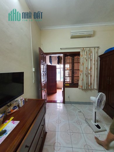 Bán căn hộ phố Võ Thị Sáu, 4 thoáng 3 ngủ, DT 105m2, giá 3.1 tỷ