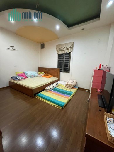 Bán nhà Ngọc Thuỵ, Ngõ oto,  52m x 5T chỉ 4 tỷ 15 có TL