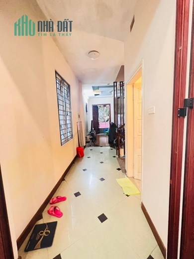 Bán nhà Ngọc Thuỵ, Ngõ oto,  52m x 5T chỉ 4 tỷ 15 có TL