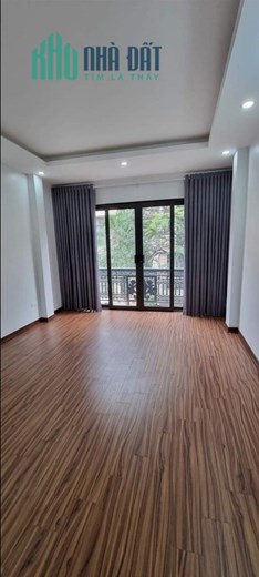 Tòa nhà Văn phòng Thanh Đàm, Hoàng Mai 55m2*6 Tầng, thang máy vỉa hè, kinh doanh 13.5 Tỷ