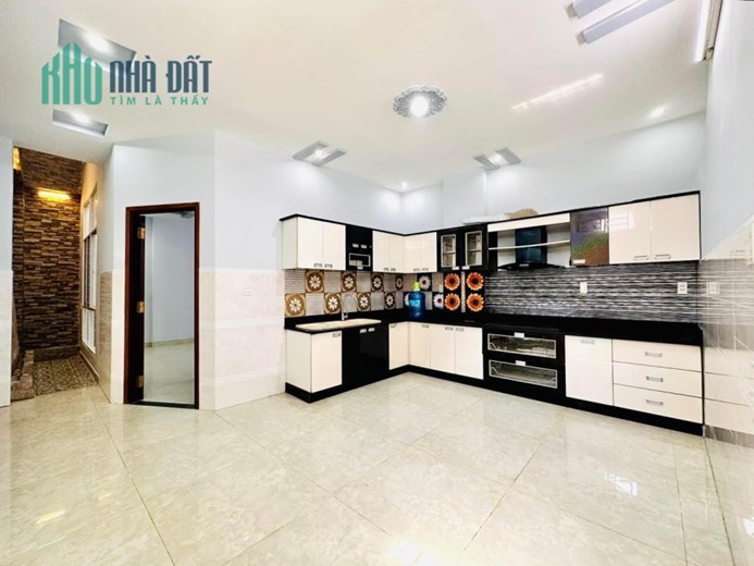 Bán nhà mới 3 tầng đường số 14B, hẻm xe hơi, 102m2 chỉ 6.2 tỷ, cách tân phú 500m.