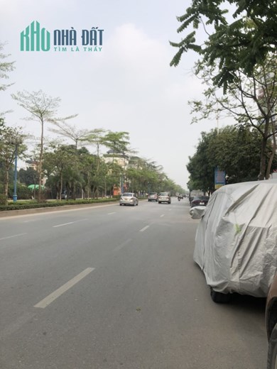 Bán đất Thạch Bàn, ô tô, gần phố, 80 m2, MT 7 m, giá chỉ 6 tỷ.