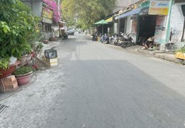 Mặt tiền KD Oto đậu trong nhà,  Nở hậu vuông vức,, bán đất tặng nhà,Đường số -phường Tân quy quận 7