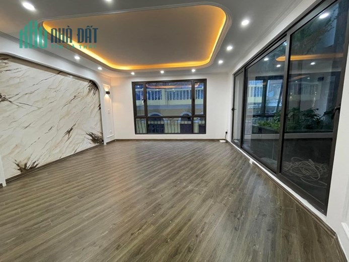 9.5 TỶ SỞ HỮU NHÀ HOÀNG VĂN THÁI, THANH XUÂN 50M2 8 TẦNG THANG MÁY, Ô TÔ TRÁNH, KINH DOANH,