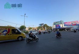 MĂT TIỀN KHU BẢY HIỀN 4,3X15 DÒNG TIỀN 30TR/THÁNG