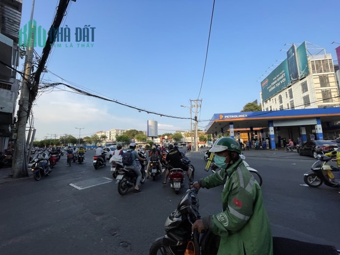 MĂT TIỀN KHU BẢY HIỀN 4,3X15 DÒNG TIỀN 30TR/THÁNG