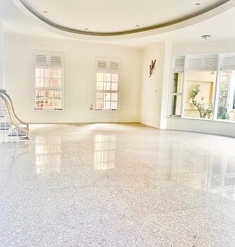 Cho thuê nhà biệt thự 900m2 , 3 mặt tiền đuờng 12m, tại 149/33 Bành Văn Trân, phường 7, Quận Tân