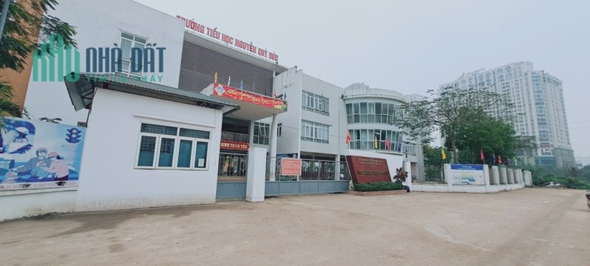 Bán Đất Tặng Nhà Phố Ngọc Trục, Nam Từ Liêm, Lô Góc Gần Chợ, DT 53m giá 3.6 tỷ