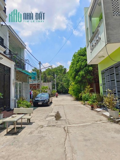 Bán Đất Quận 12, HXH đường Thạnh Xuân 52, gần Chợ Đường, 51M2, Chỉ 2 Tỷ 9.