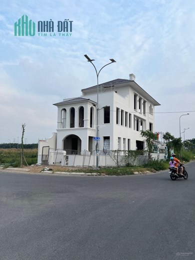 Tôi cần bán gấp nền đất BT Thái Sơn 1, sổ sẵn, 55tr/m2 xây dựng liền. LH 0902 534 990 Đức