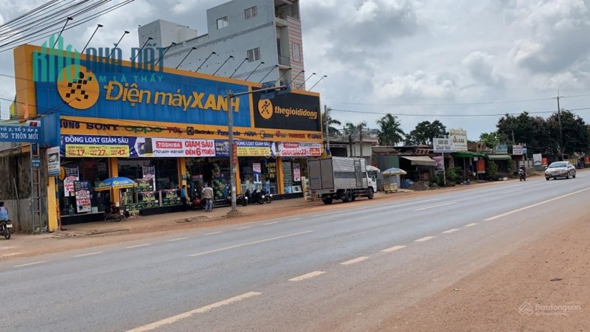 Bán lỗ 150tr ở Thị Xã, ngay KCN, DT 21x50 = 1000m2. Đất gần Chợ, tiện Buôn bán, giá 300 triệu