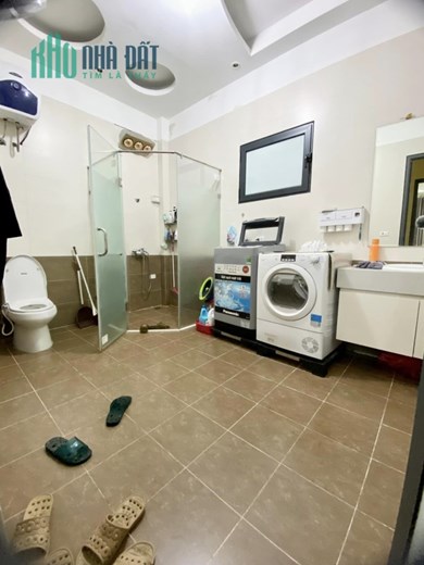 Bán nhà Đường Láng - Chùa Láng, Đống Đa, 39m2 x 5 tầng, nở hậu, ở hoặc kinh doanh, giá 6.05 tỷ