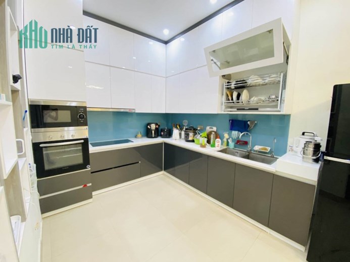 Bán nhà Khương Hạ 40mx5T, 2 mặt thoáng, 4PN ra phố gần, giá 4.15 tỷ
