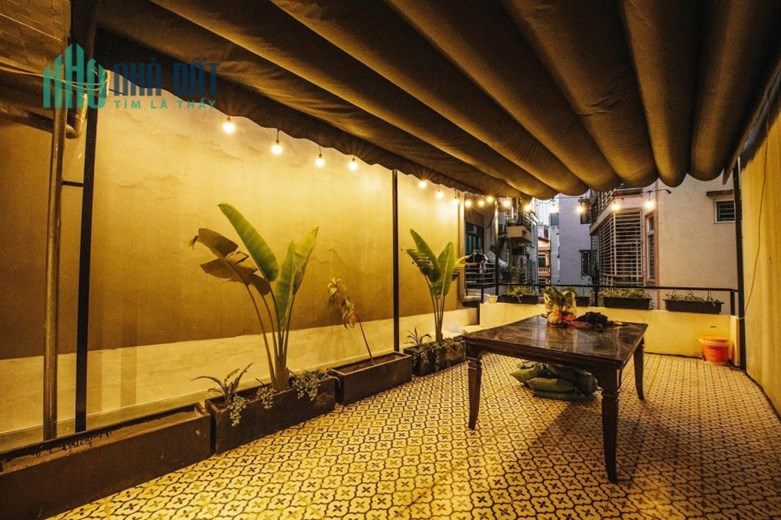 BÁN NHÀ GARA Ô TÔ-GIÁ CHỈ 4,35 TỶ-KHÔNG CÓ CĂN THỨ 2