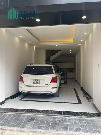 BÁN NHÀ PHỐ TRẠM, DT 50M, 5T, GIÁ 6.6 TỶ, GARA Ô TÔ, NHÀ MỚI, NỘI THẤT SANG TRỌNG