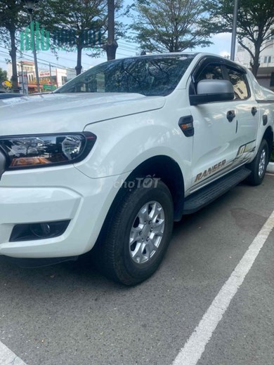 Chính chủ cần bán chiếc xe ford ranger xls sản xuất năm 2017