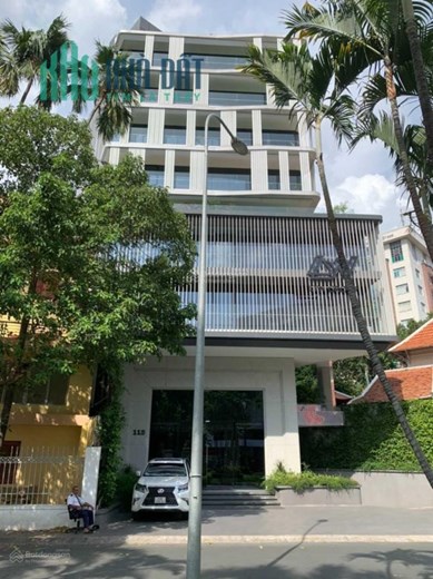 Cho thuê tòa nhà mặt tiền Trần Quốc Toản, Q.3 với giá chỉ 55.000$/ tháng