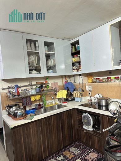 Nhà 4 tầng, đường Ba Tháng Hai, Quận 10, gần Học viện Hành chính Quốc gia