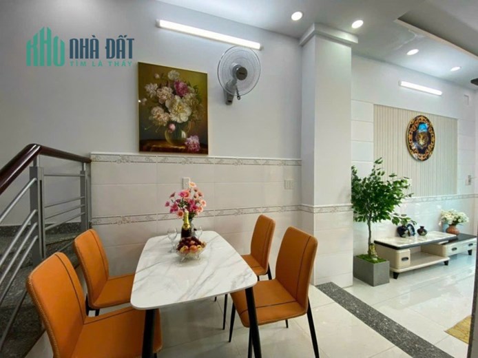 💐Bán nhà đẹp - 302/ đường Phan Huy Ích, P12, Gò Vấp
========= Giá 5.17 tỷ =========
🍂Dt :4 ×12m,
