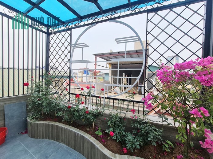 Bán nhà Trường Chinh, Ngã Tư Sở 41m2, 8 tầng, ngõ ô tô tránh. Nhà đẹp, hiện đại