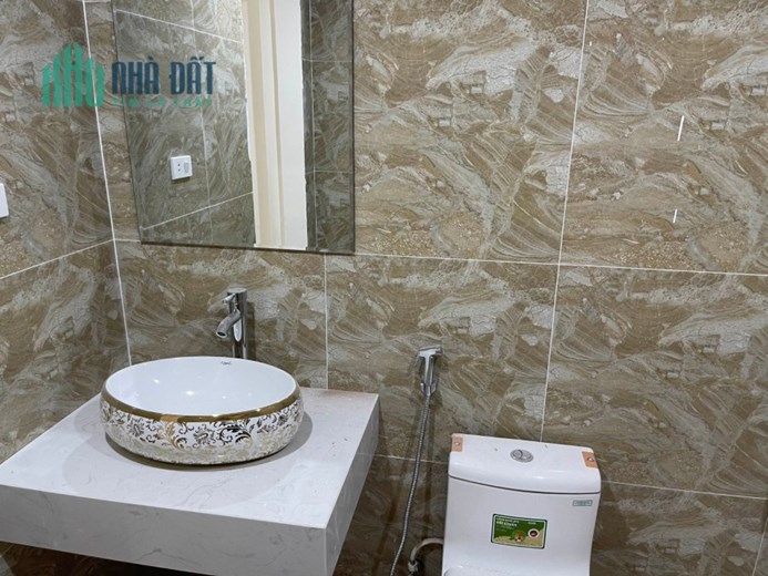 Siêu hót mới coong Khương Trung DT35 5 tầng mt 3.5 giá 5.3 tỷ Thanh Xuân