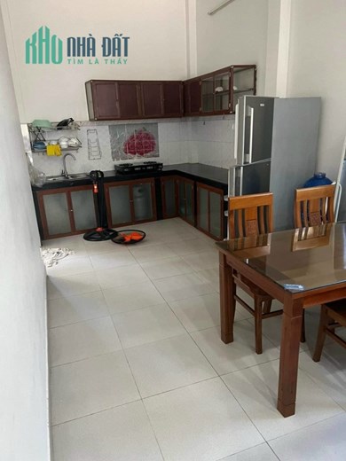 Cho thuê nhà gần trường Mần non Bé Yêu thuộc P. Phú Hòa, Thủ Dầu Một giá 6tr/tháng