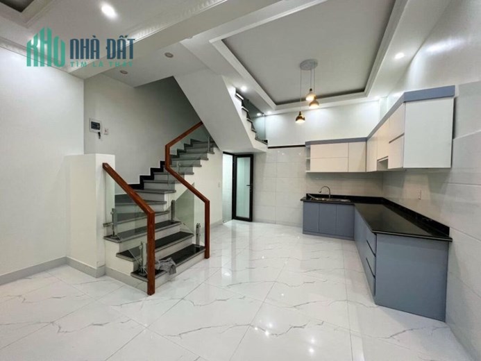 Nhà đẹp 47m mới xây độc lập 4 tầng, Ngõ 4m Ô TÔ đỗ cửa tại  Đông Hải 1,  Hải An, Hải Phòng. Giá