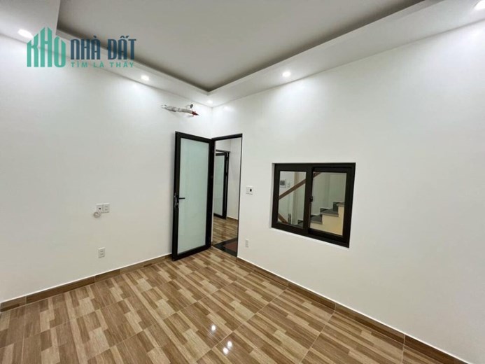 Nhà đẹp 47m mới xây độc lập 4 tầng, Ngõ 4m Ô TÔ đỗ cửa tại  Đông Hải 1,  Hải An, Hải Phòng. Giá
