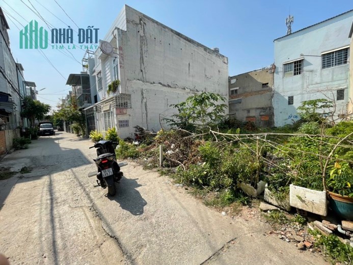 chính chủ bán đât 1xec thạnh lộc 17
ngay chợ cầu đong nga tư ga q12 
dt 9x 12.5 đường 6m 
giá