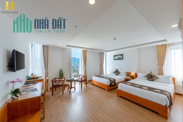 Chủ cần chuyển nhượng khách Sạn Khu Phố Tây An Thượng. Ngũ Hành Sơn. 300m2. 10 tầng