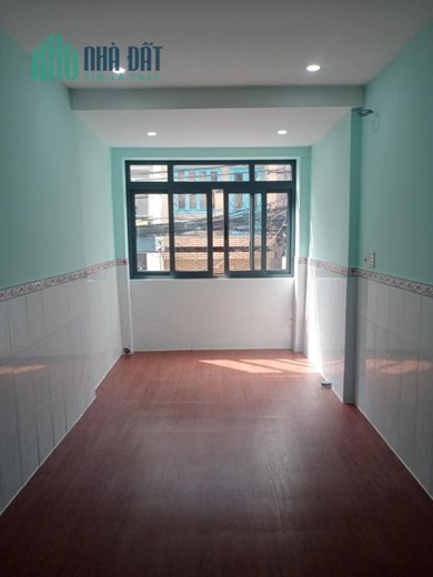 Bán nhà Mặt tiền kinh Doanh, 22m2 Hòa Hưng Q10, nở hậu vị trí đẹp nhỉnh 4 tỷ.